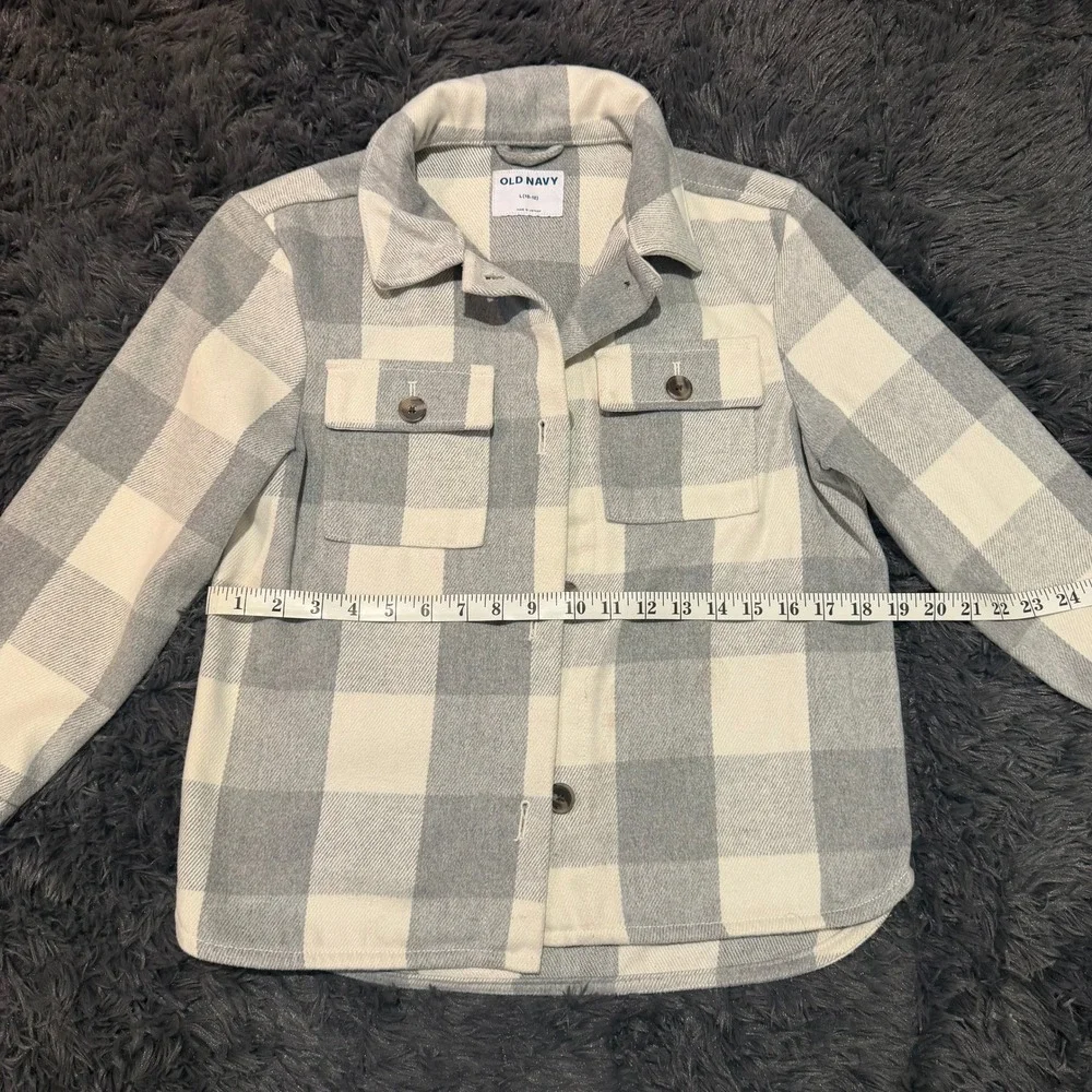 Old Navy Kids Grey Cream Buffalo Plaid Flannel Shacket Jacket L 10-12 Boys Girls
